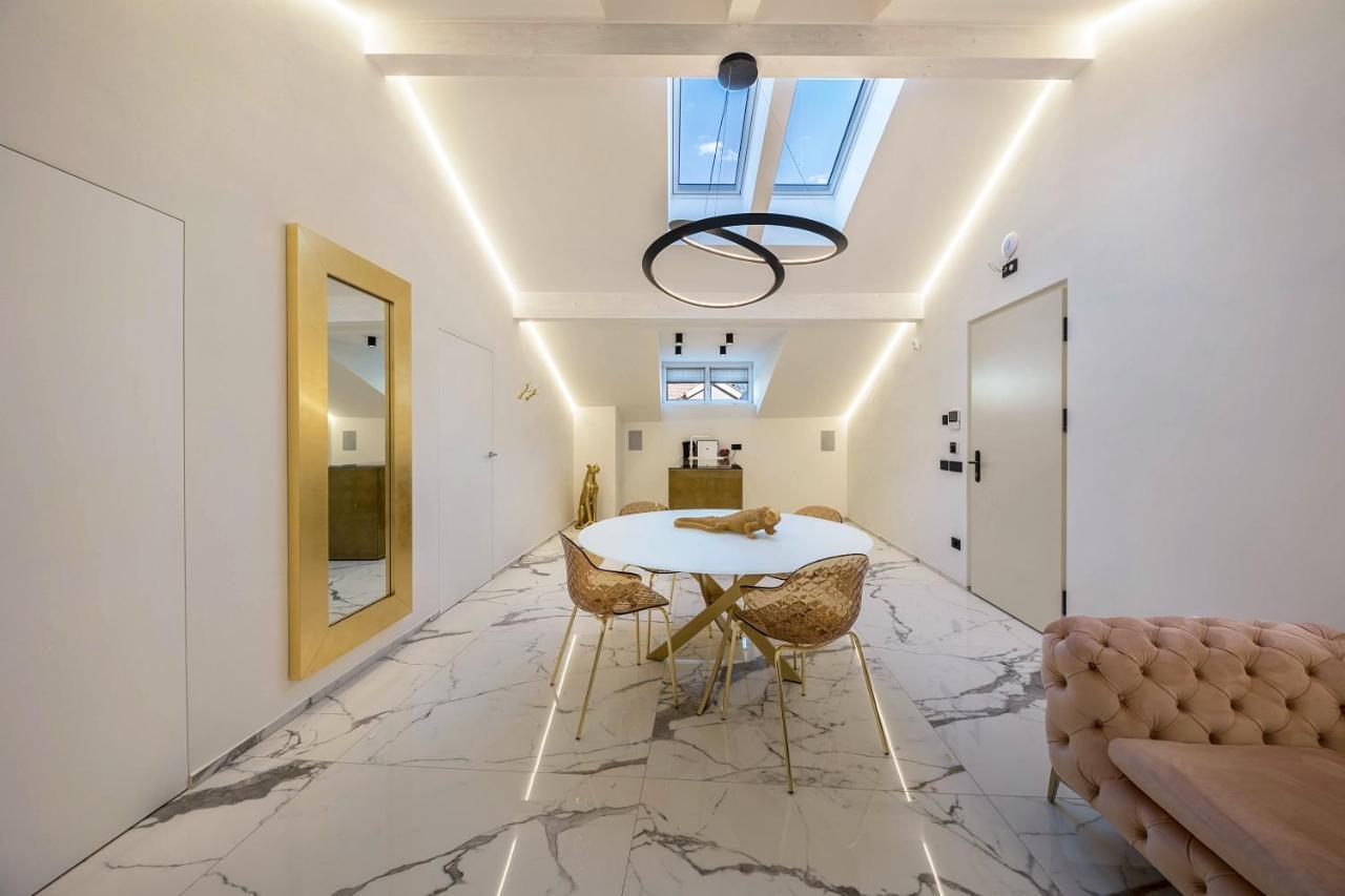 App 301 Palazzo Cavour Apartment Bolzano Ngoại thất bức ảnh