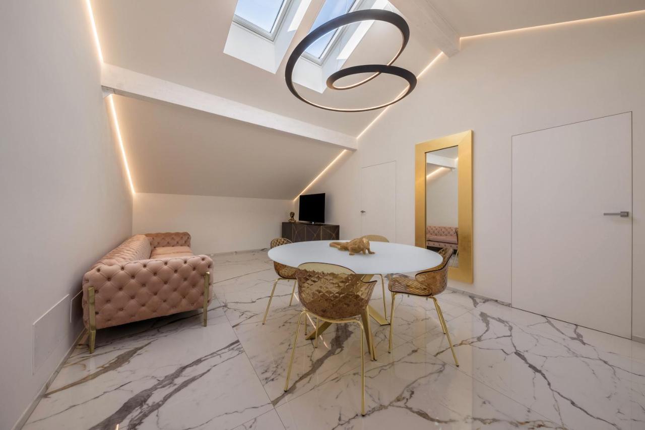 App 301 Palazzo Cavour Apartment Bolzano Ngoại thất bức ảnh